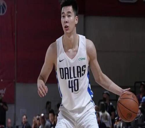 飽漢子不知餓漢子饑，郭昊文拒絕NBA合同，這讓曾凡博情何以堪