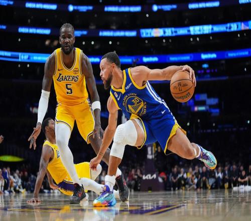 科比大女兒入職湖人，同瓦妮莎觀看NBA揭幕戰，遺憾慘敗勇士