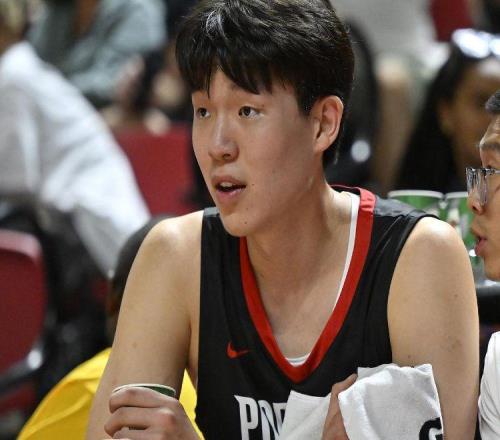 楊瀚森談被丹尼爾斯隔扣我在站位上還有待提高今天也是全新體驗