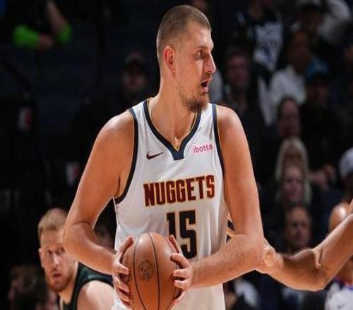 约基奇开季前三场连续三双继大O&威少后NBA历史第三人