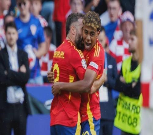 科贝电台:几名西班牙国家队核心成员将和亚马尔展开对话