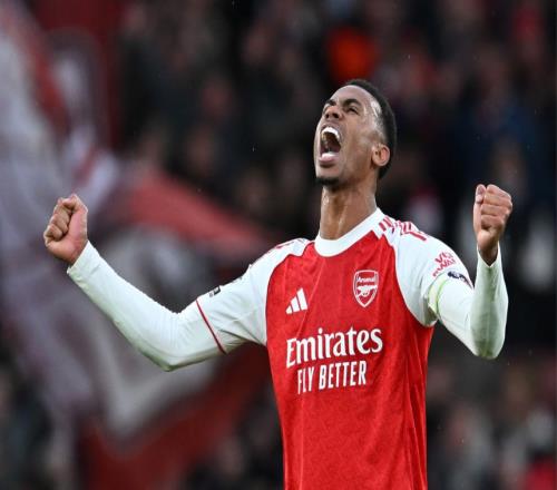 保罗默森:范迪克是劳斯莱斯,但目前加布里埃尔才是最佳