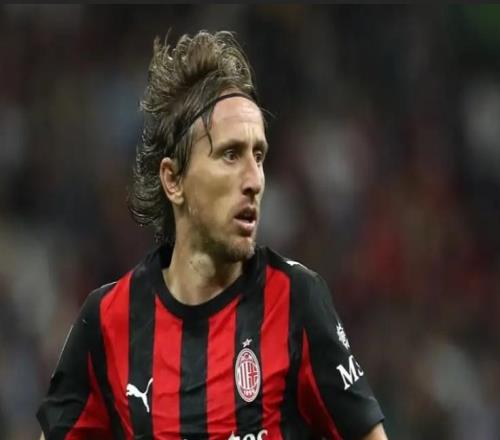 老当益壮!40岁莫德里奇连续5场意甲踢满90分钟