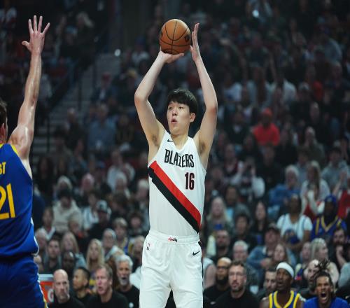 媒體人強調批評和人身攻擊的區(qū)別楊瀚森不需要迎合網友的幻想_nba在線直播免費觀看直播