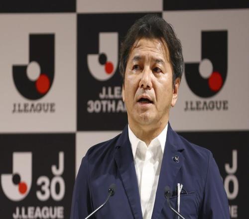 日本足球職業聯賽跨年制改革落地，中超該跟進嗎支持聲和反對聲都很響亮