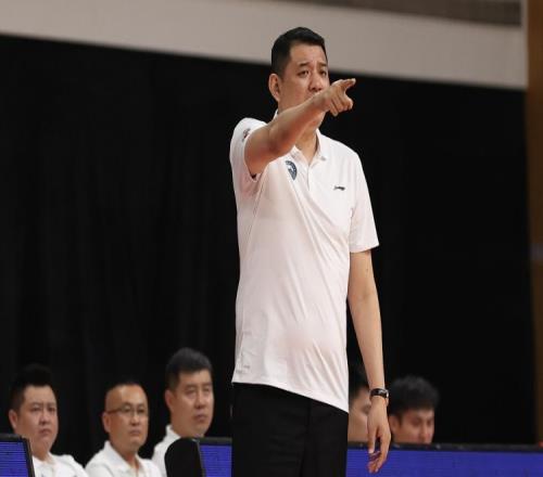 山東U22全運(yùn)男籃在鞏曉彬的帶領(lǐng)下大勝芝加哥怒火陳家政得分20分段昂君得分8分_cba直播