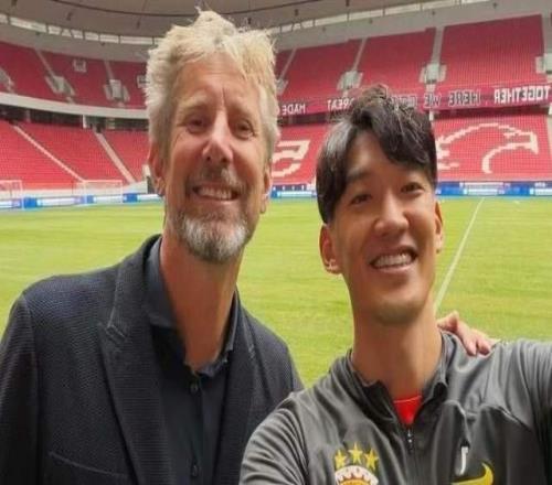 罕見(jiàn)！中超本輪觀眾人數(shù)：海港主場(chǎng)比申花還多了157人！