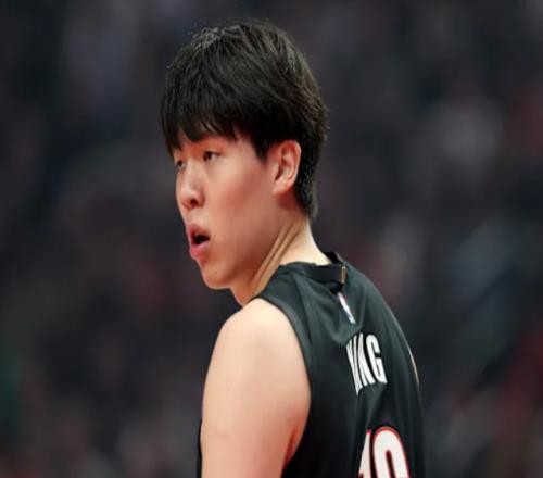 NBA3大黑馬：開(kāi)拓者不擺爛“重創(chuàng)”楊瀚森馬刺公牛首敗仍6戰(zhàn)5勝