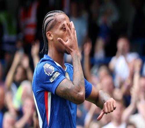 若昂佩德羅談到歐冠經(jīng)驗，強調(diào)全場保持專注的重要性_英超直播