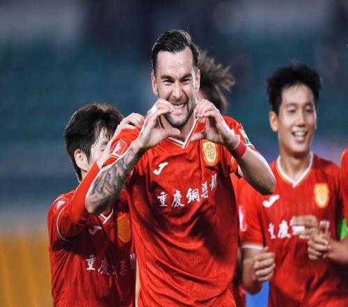 時(shí)隔4年！重慶足球重返中超！廣州豹取勝仍飲恨，廣西平果降級