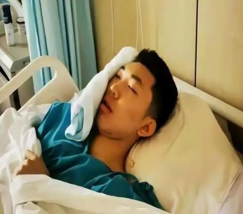 CBA“核武”轉投NBL！長沙勇勝官宣：我俱樂部與許鐘豪完成簽約