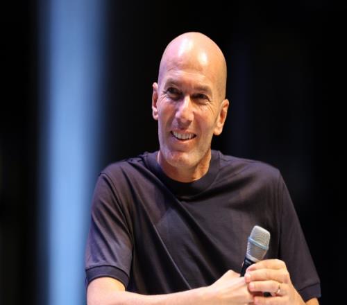 齊達內談何時重返教壇：我等不及了！_法甲直播