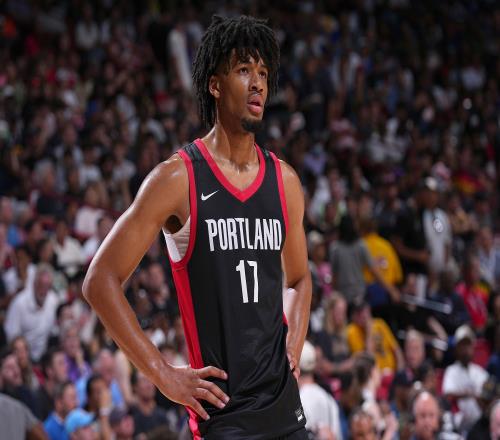 35分5板3助的表現(xiàn)讓人想起初期的拉文媒體人談謝頓夏普_jrs直播nba無(wú)插件直播