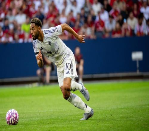 庫尼亞被槍迷詢問是否加盟阿森納起初避談隨即莞爾回應不謝謝_英超直播免費觀看