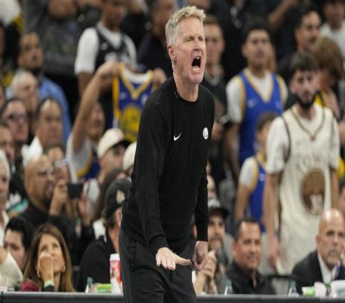 不滿，勇士隊主教練科爾抨擊金州勇士隊賽季初的賽程安排