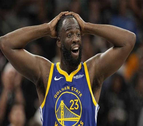 盡管勇士隊輸給了魔術(shù)隊，斯蒂芬?guī)炖锶匀焕^續(xù)攀升歷史得分榜