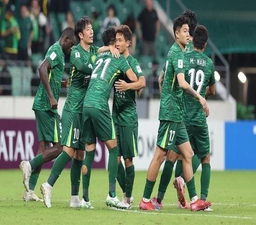 亞足聯(lián)連開2張罰單！蓉城5人染黃被罰2500，激烈沖突國安被罰