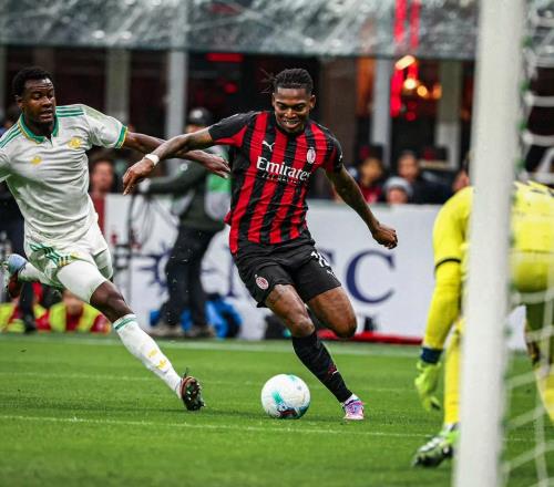 德比前瞻：米蘭踢法保守突破犀利，國(guó)米高舉高打板凳雄厚