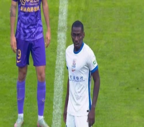 申花3外援合同到期吳曦必須續(xù)約丟冠轉(zhuǎn)折點(diǎn)在足協(xié)杯踢亞二雞肋