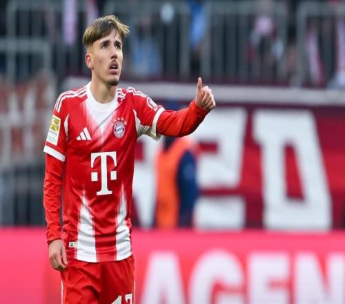 17歲273天，卡爾是拜仁隊史德甲單場傳射建功最年輕的球員