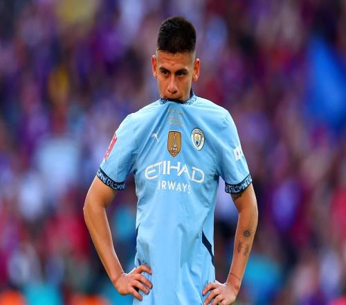 TA：曼城冬窗大概率召回埃切韋里，不排除留隊(duì)的可能性