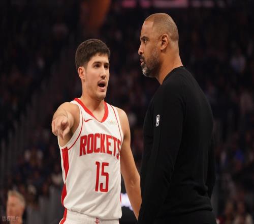 首秀49分！狂砍31分！青春版庫里強勢崛起，你有資格和申京爭老大