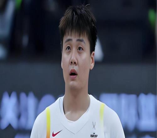 意外！趙睿落選中國男籃大名單，為何CBA記者給出了答案