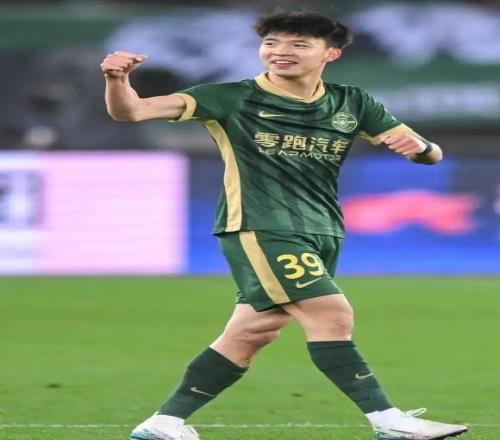 中超總結(jié)B隊新政如甘霖，王鈺棟、蒯紀聞等新人成長迅速