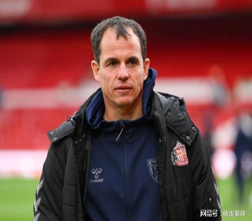 央視直播英超兩場(chǎng)豪門，曼城后悔，劍指三分，兩大黑馬爭(zhēng)歐冠區(qū)