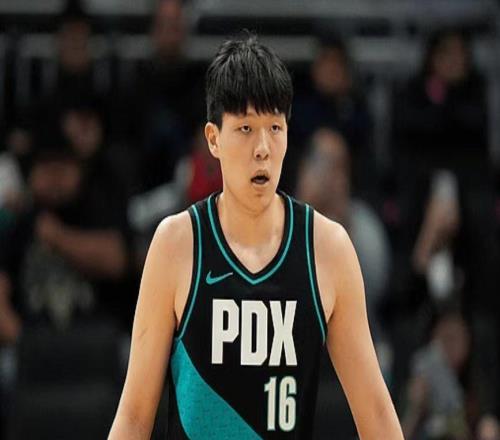 楊瀚森連續(xù)3場0分：4分半鐘3中0下半場被棄用NBA生涯三分14中1