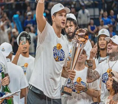 不打了！21年生涯結束！再見，意大利炮