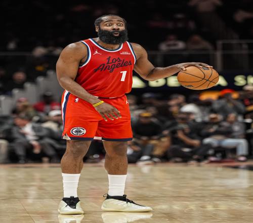 哈登的風格不適合擔任小卡的副手可能將他交易回火箭是更好的選擇_nba直播免費高清在線