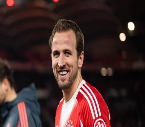 德甲生涯第10次戴帽，凱恩賽后將比賽用球帶走收藏