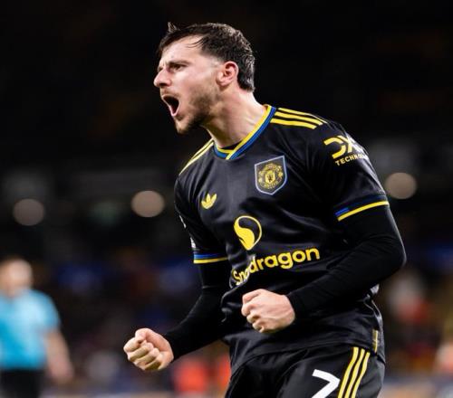 曼聯(lián)41屠狼，狼隊(duì)中計(jì)了，曼聯(lián)不正經(jīng)，每次領(lǐng)先都撩撥別人進(jìn)攻