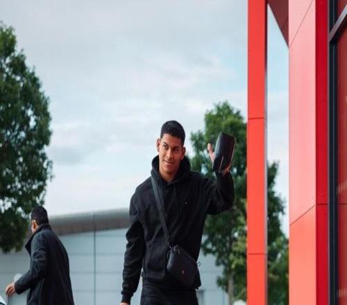 萊昂經(jīng)紀(jì)人：冬窗是否外租還不確定，他在曼聯(lián)U21有穩(wěn)定出場