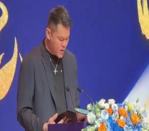 廣東男籃舉辦CBA出征儀式：朱芳雨放話沖第12冠，杜鋒點(diǎn)名崔永熙