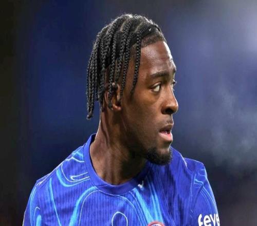 斯基拉：里昂有意在冬窗引進(jìn)被切爾西一線隊除名的迪薩西