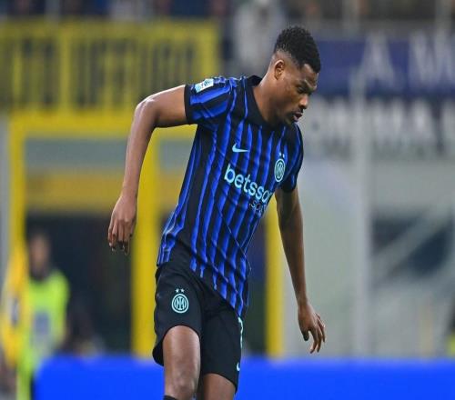 意媒：更換經紀人是鄧弗里斯想要轉會英超豪門的信號