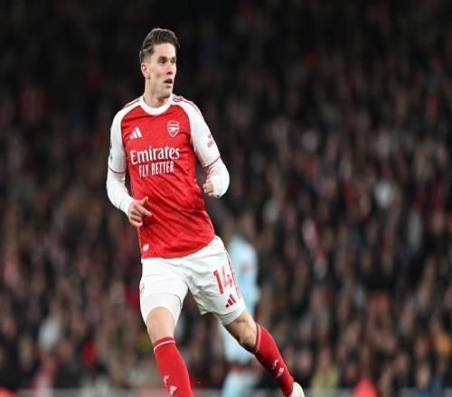 薩卡神仙球+造烏龍絕殺！阿森納21狼隊，5分領跑靜待曼城翻車