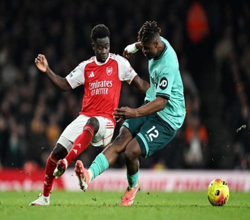 21！阿森納5分領跑+送墊底隊10連敗薩卡兩造烏龍球+補時造絕殺