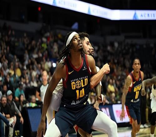 發展聯盟表現相當不錯，掘金為什么不給內線新星多些表現機會