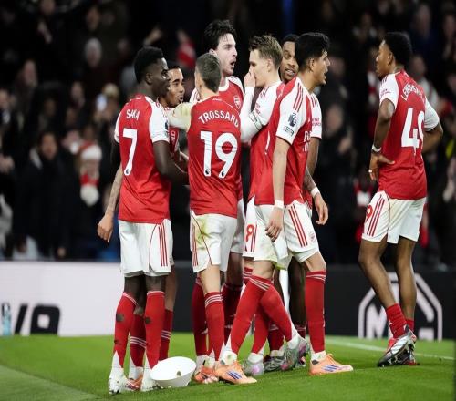 足壇狂歡夜！4大豪門齊齊奏凱，阿森納驚險絕殺，巴薩甩開皇馬7分