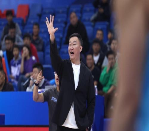 贏下開門紅，靜待巴蜀客！青島男籃迎來新賽季首個主場比賽，對手是“全華班”的四川男籃