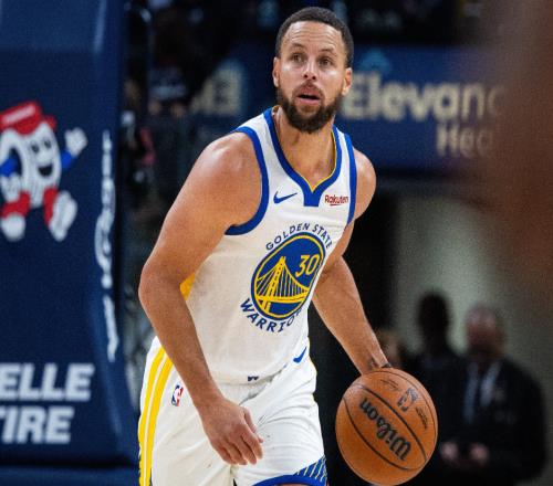 就在今天，37歲庫里又爆發(fā)，超越喬丹創(chuàng)79年NBA歷史第一紀(jì)錄