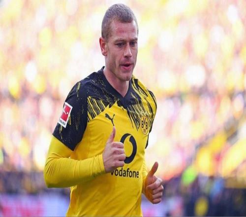 德天空：巴薩對多特邊后衛瑞爾森感興趣，已接觸球員經紀人