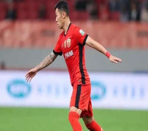 一鍋端！3大國(guó)腳集體轉(zhuǎn)會(huì)，加盟中超新貴，組豪華陣容，投入2.6億