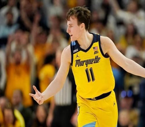 一毛都沒多拿，奇兵助尼克斯圓夢(mèng)NBA杯冠軍，3個(gè)月前差點(diǎn)就被交易