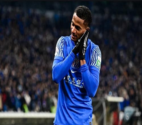 神操作！申花敲定巴西高級貨，18球笑傲J聯賽，一大短板迎刃而解