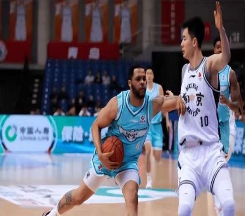 青島隊大勝南京同曦全靠外援，國內球員只得11分，郭士強一聲嘆息