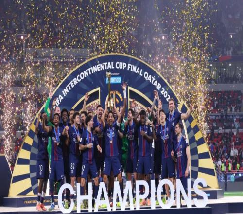 單賽季六冠有多難歷史僅三隊做到，巴黎差點七冠，09梅西太恐怖